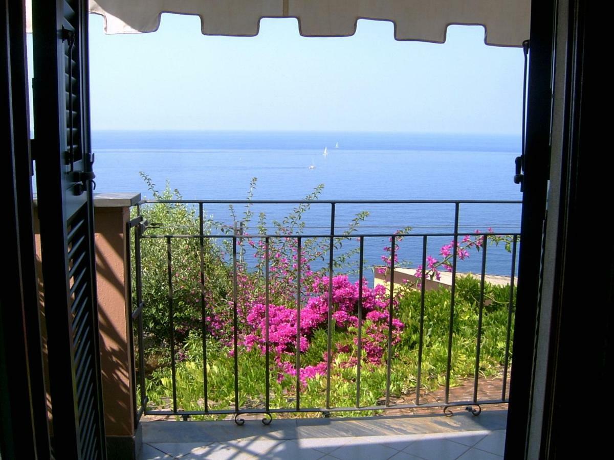 Casa Lorenza Riomaggiore Eksteriør billede